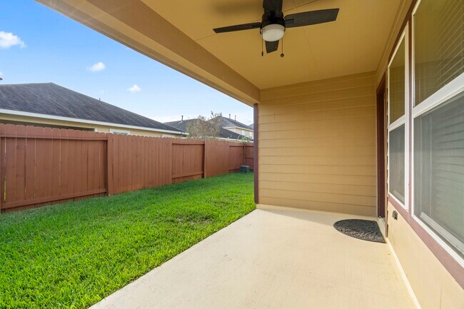 Building Photo - 3058 Upland Spring Trace