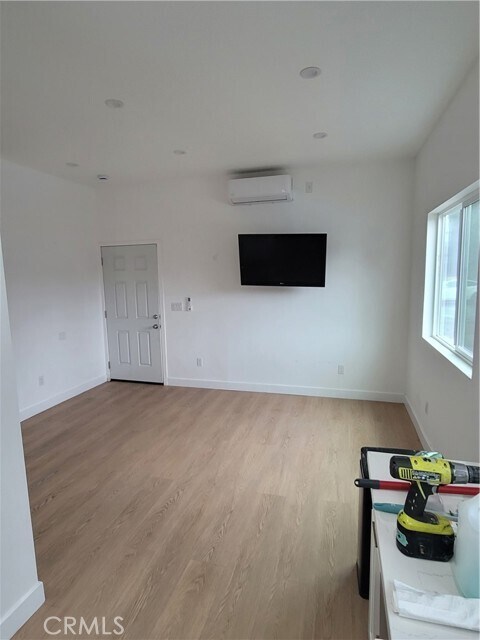 Building Photo - 7103 Yarmouth Ave