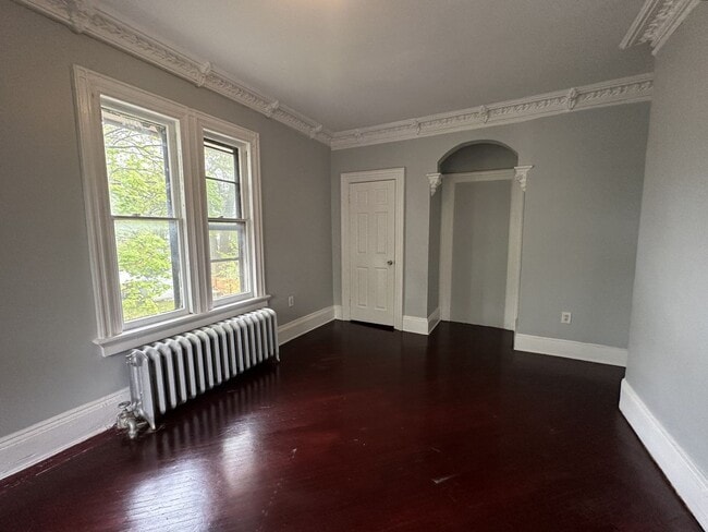 Building Photo - 11 Rockview Ave