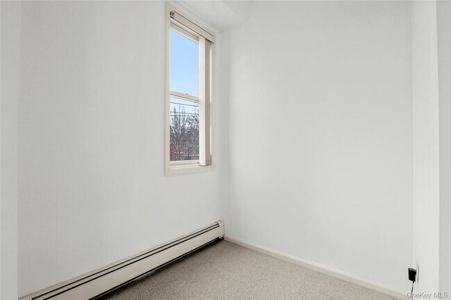 Building Photo - 54 Wildey St