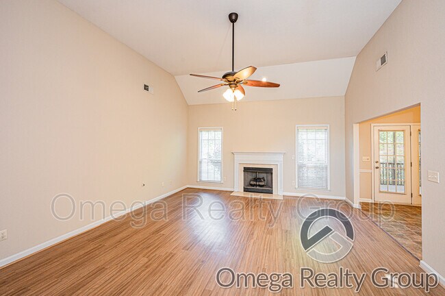 Building Photo - 205 Stonehaven Trace