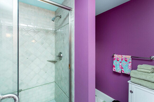 Building Photo - 106 Greenfield Ave