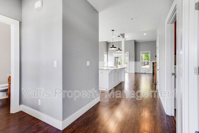 Building Photo - 5669 Cinnamon Teal St SE