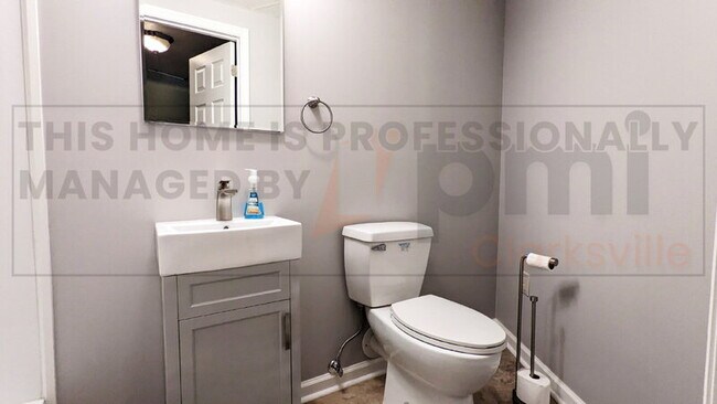 Building Photo - 3317 Sunny Slope Dr