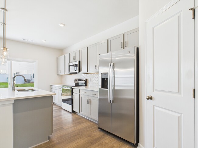 Building Photo - 3022 Hutton Gdns Ln