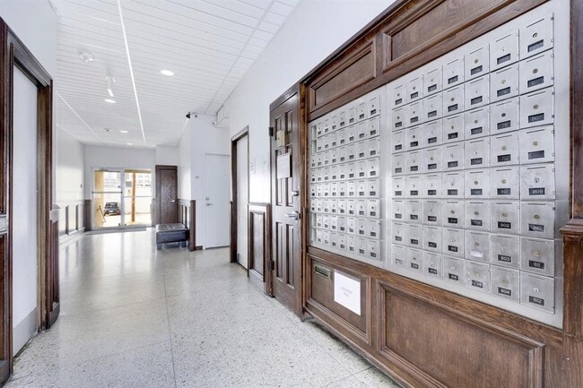 Building Photo - 1800 Lavaca St