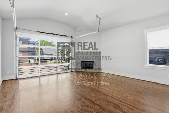 Building Photo - 1607 10th Ave N