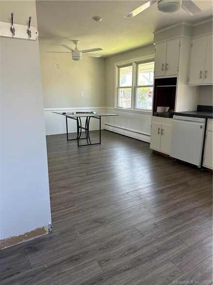 Building Photo - 280 Lighthouse Rd