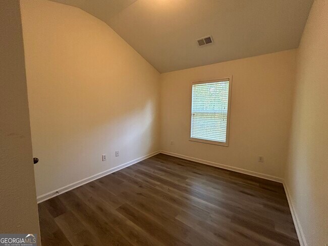 Building Photo - 6438 Mossy Oak Landing