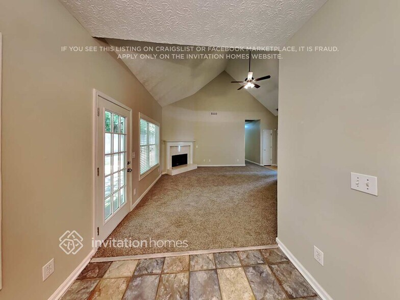 Building Photo - 304 Apache Dr