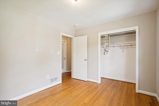 Building Photo - 6139 Tompkins Dr