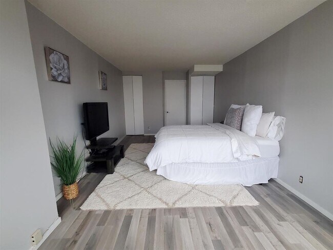 Building Photo - 7000 JFK Blvd E