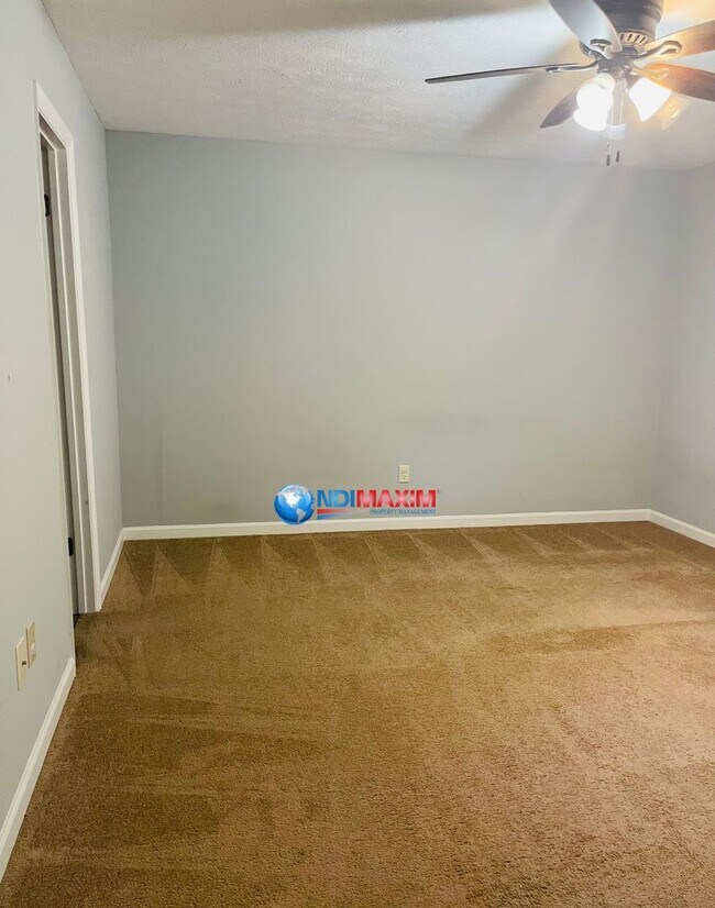Building Photo - Cozy ranch in the BROOKWOOD cluster in Sne...