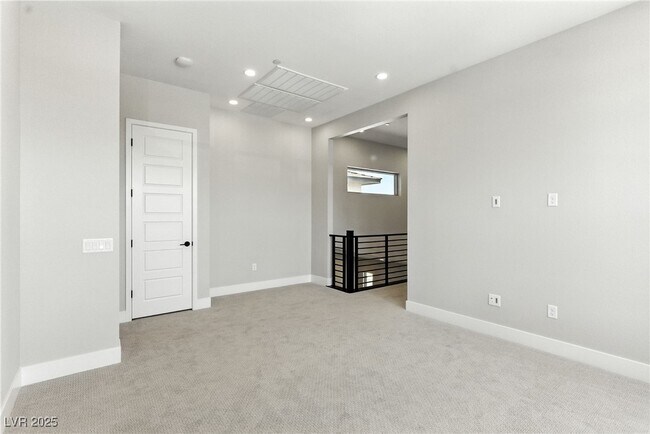 Building Photo - 10632 Rolling Vista Dr