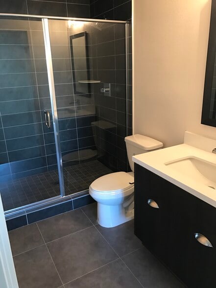 Master Bath - 2978 Ripple Pl