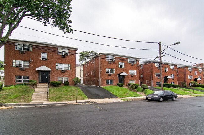 Building Photo - 753 Grove Street