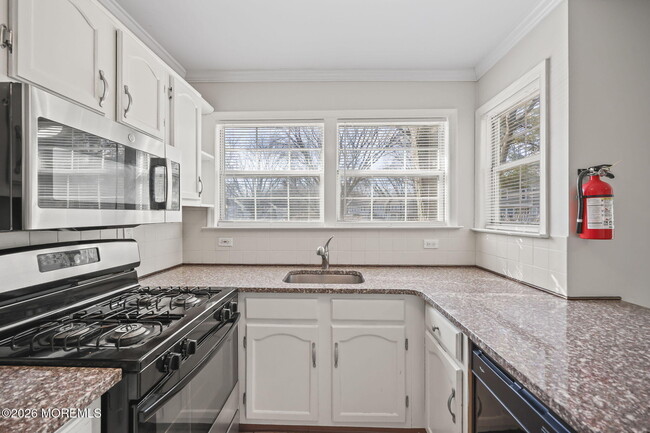 Building Photo - 12 Duncan Way