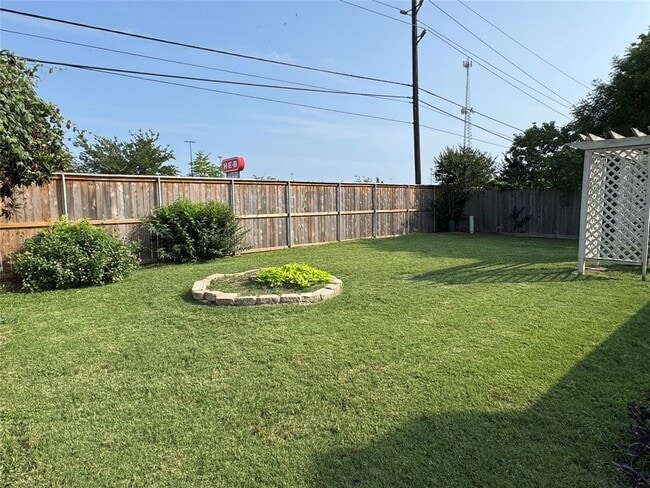 Building Photo - 14218 Cypress Meadow Dr