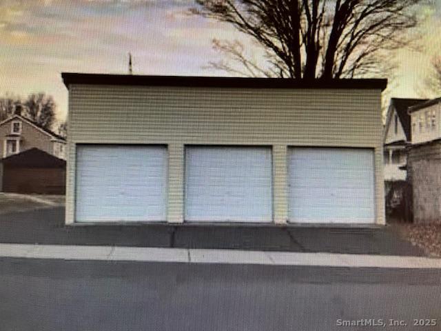 Building Photo - 90 Wolcott St