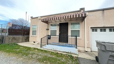 Building Photo - linc1433