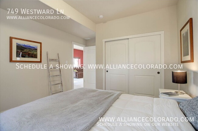 Building Photo - 749 Westward Ln