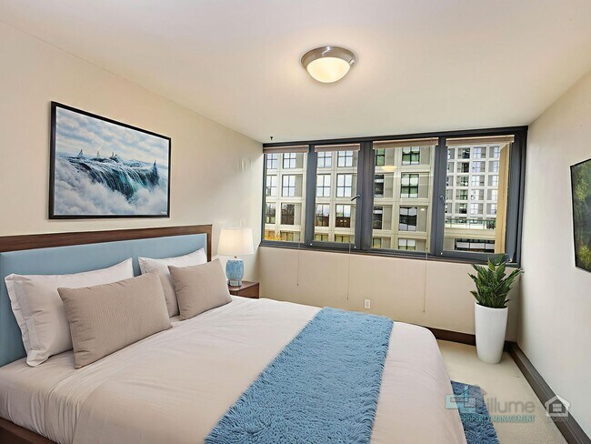 Building Photo - Ideal Urban Retreat – 1-Bedroom Near PSU with Great Amenities