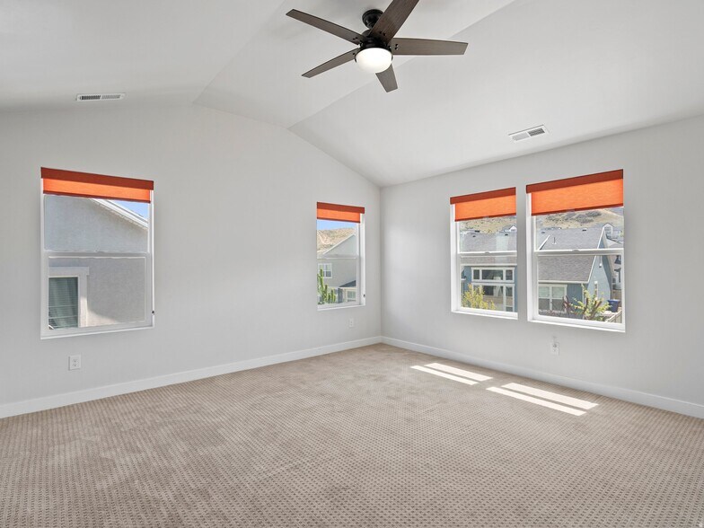 Building Photo - 4859 W Lower Bend Dr