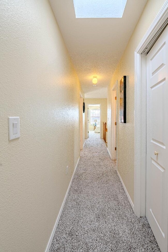 Building Photo - 7725 Pinewood Dr NW