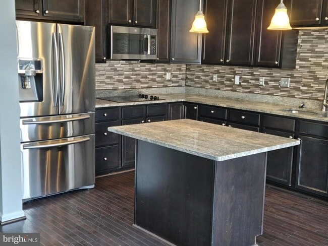 Building Photo - 514 Millar Ct