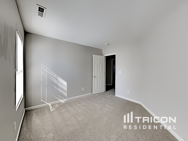 Building Photo - 3113 Decapolis Dr
