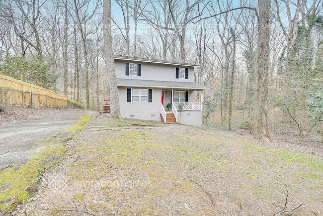 Building Photo - 5484 Pine Dr SW