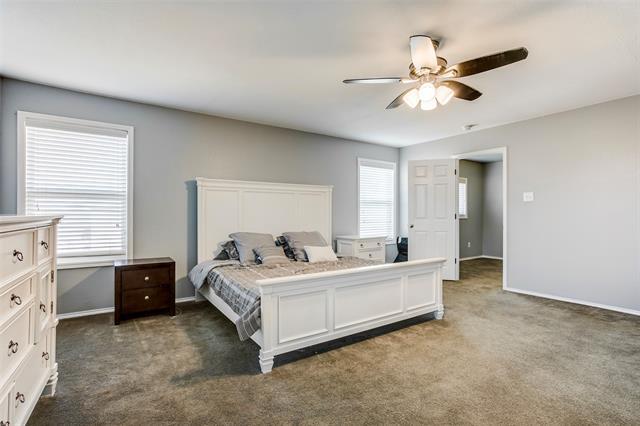 Building Photo - 5404 Thornbush Dr
