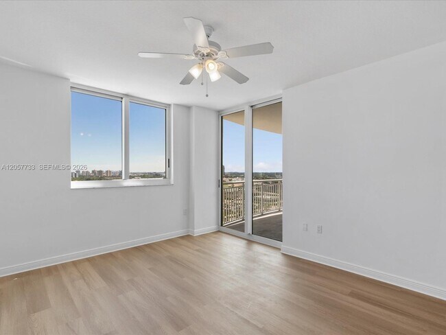 Building Photo - 1745 E Hallandale Beach Blvd