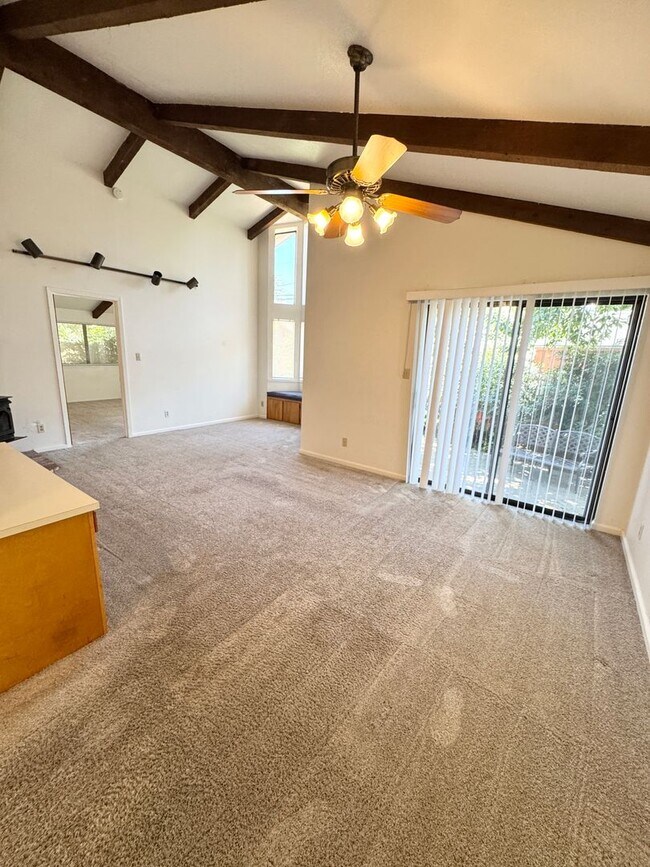 Building Photo - 4 Bedroom, 2 Bath River Park Home – Cul-de-Sac Location | Sacramento, CA
