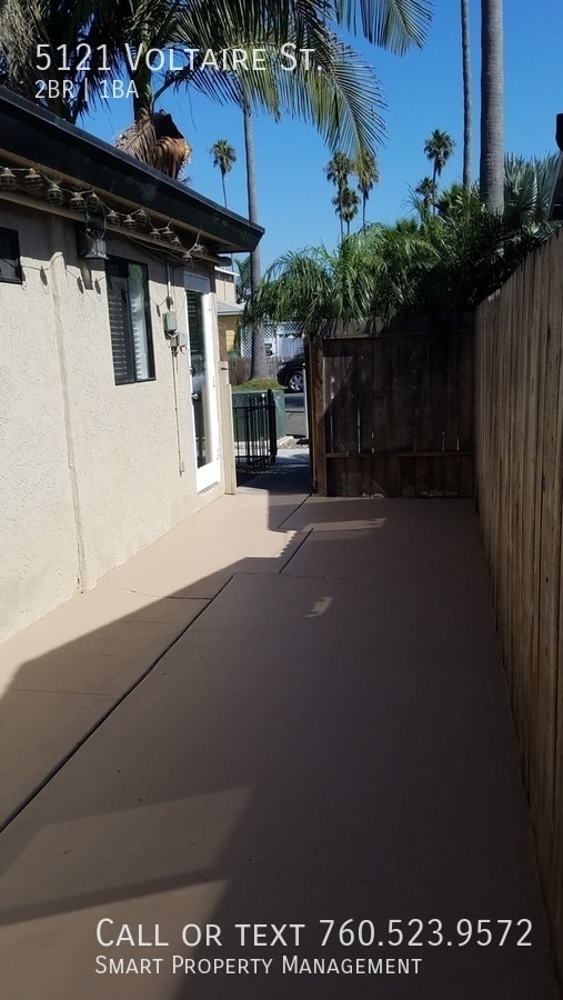 Building Photo - 5121 Voltaire St