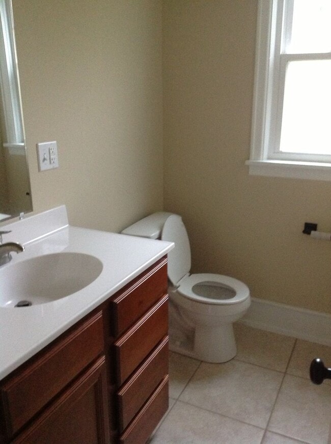 Building Photo - 1335 Whitethorn St