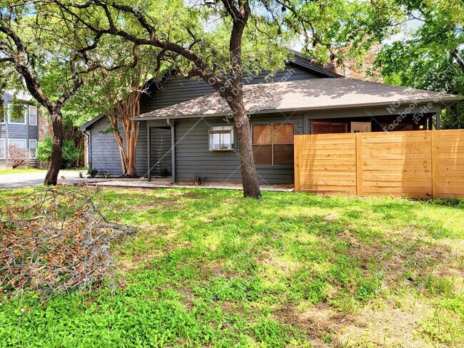 Building Photo - 8706 Schick Rd A