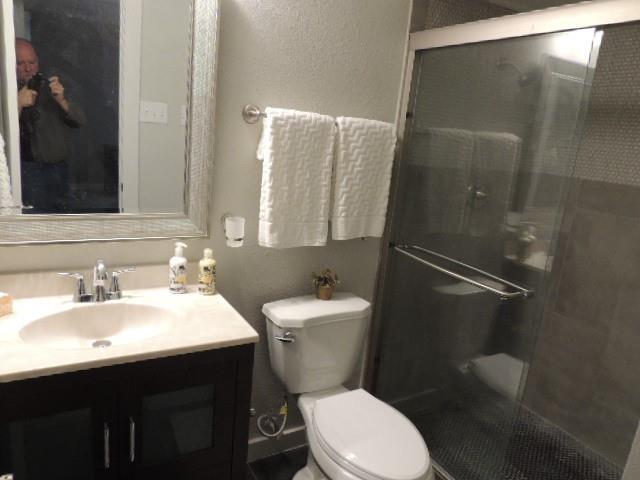 Building Photo - 5224 Knox Dr