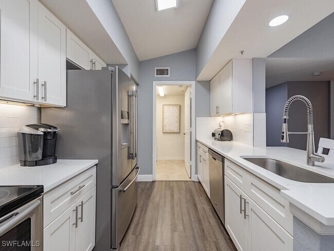 Building Photo - 4670 St Croix Ln