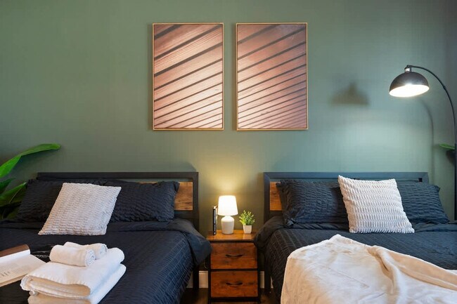 Building Photo - 4118 Bunker Dr