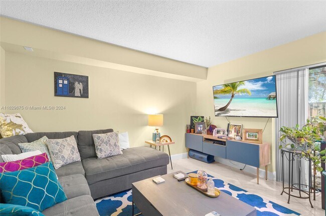 Building Photo - 751 NW 99th Cir