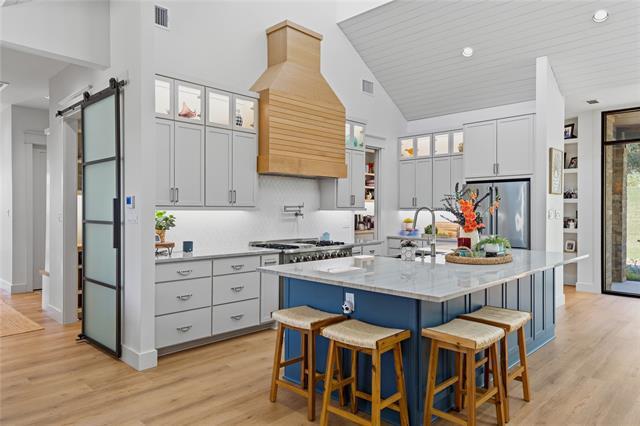 Building Photo - 8701 Zebra Crossing