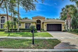 Building Photo - 19179 Skyridge Cir