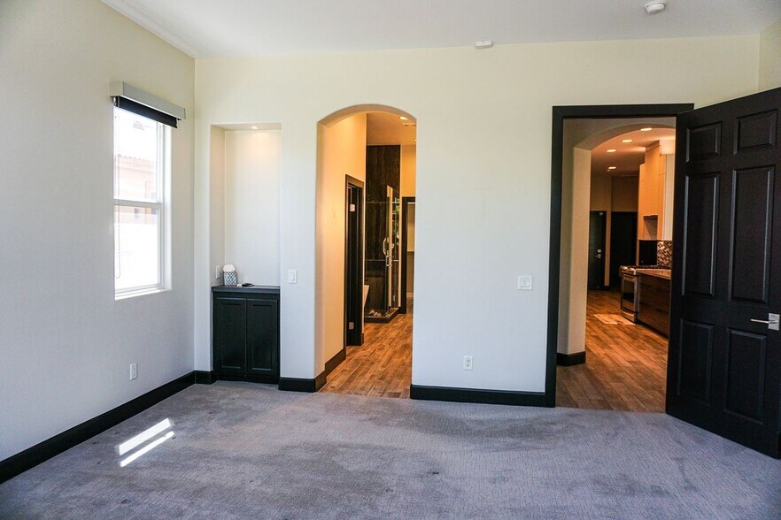 Building Photo - 82794 Odlum Dr