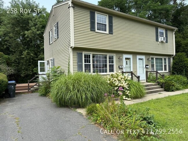 Building Photo - 258 Roy St