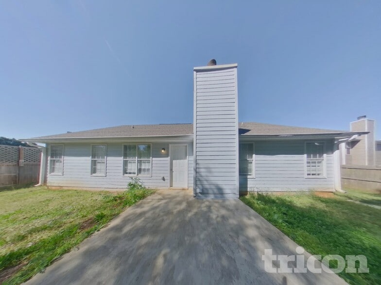 Building Photo - 130 N Greenfield Cir