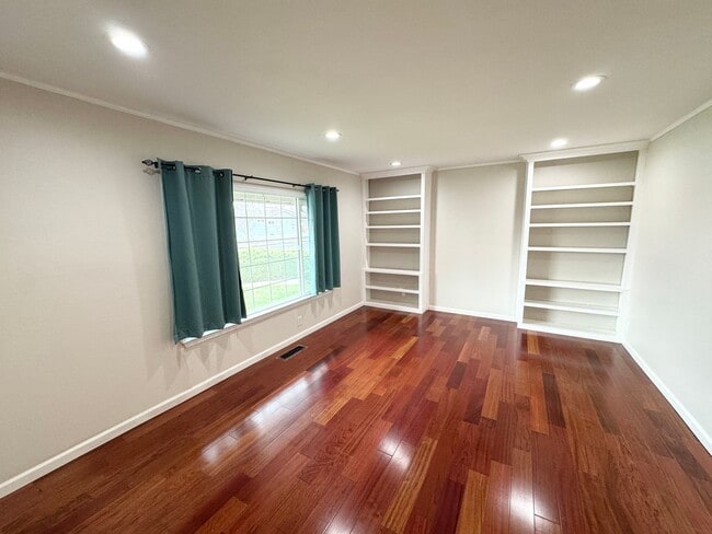 Building Photo - Perfect Shape Pleasanton Single Family Home in Val Vista neighborhood