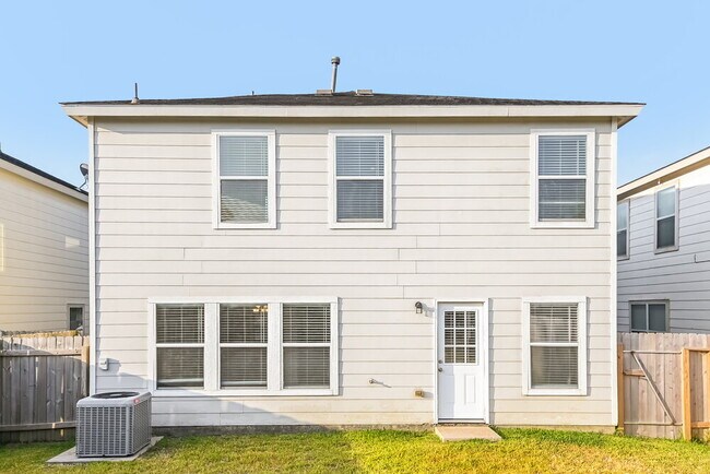 Building Photo - 11230 Wild Goose Dr