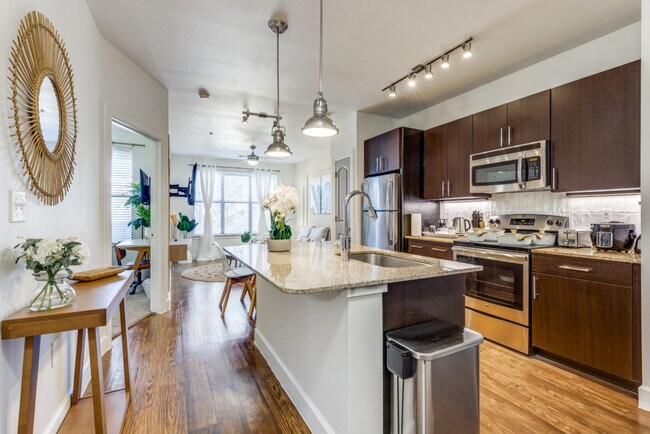 Building Photo - 1221 Legacy Dr