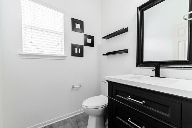 Building Photo - 21603 Crest Peak Way